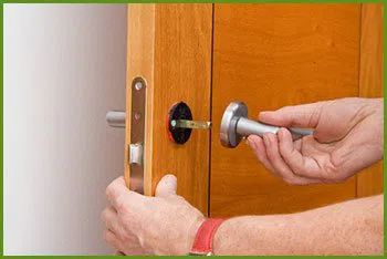 Neighborhood Locksmith Services Englewood, CO 303-566-9162 - 14-install-new-Lock