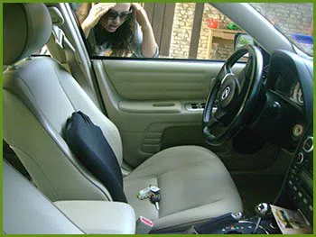 Neighborhood Locksmith Services Englewood, CO 303-566-9162 - 20-keys-locked-in-car
